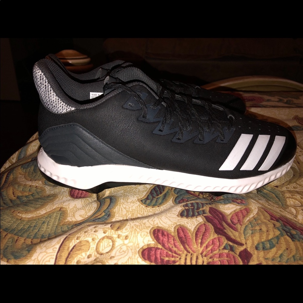 Adidas icon bounce